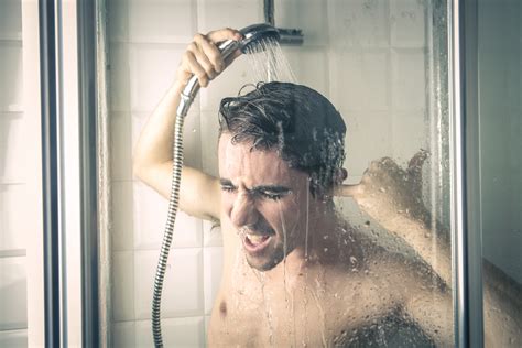 Sabias que tomar la ducha con agua fría no es tan malo después de todo