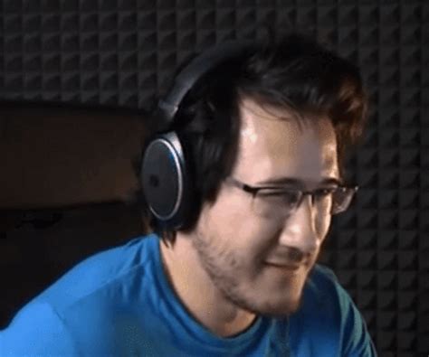 Per richiedere collaborazioni e altro contattare l'email commerciale :czrteamcommercial@gmail.com#czr #tv #meme #renzi #intervista #shok. A Markiplier Reaction (First Person Lover) | Markiplier ...