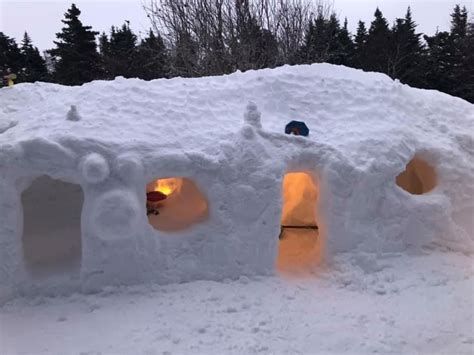 As Cabin Fever Gets Worse St Johns Residents Snow Fort Skills Get