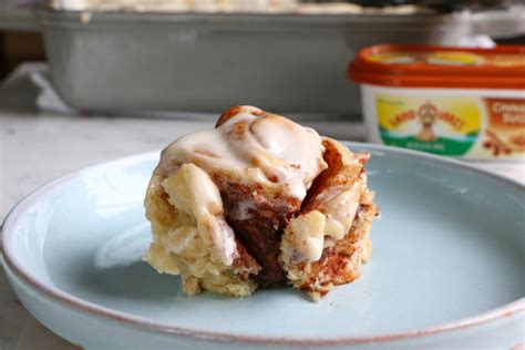 Cinnamon Sugar Cinnamon Rolls A Video Hip Foodie Mom