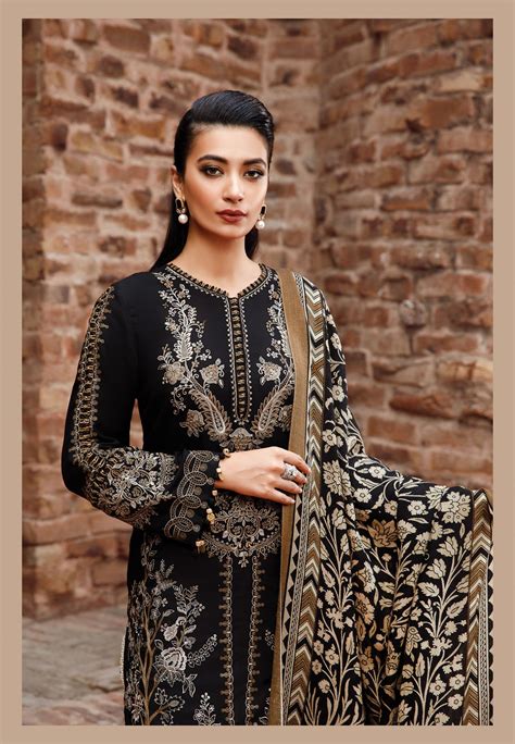 maria b winter wool shawl dresses linen karandi collection 2022 2023 45