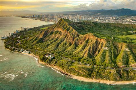 Hawaiis Most Popular Activities Pearl Harbor And Oahus Island Attractions Hawaii Magazine