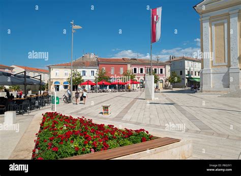 Porec Square Hi Res Stock Photography And Images Alamy