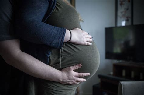 New Yorks New Surrogate Pregnancy Law Lays Out Strictest Protections