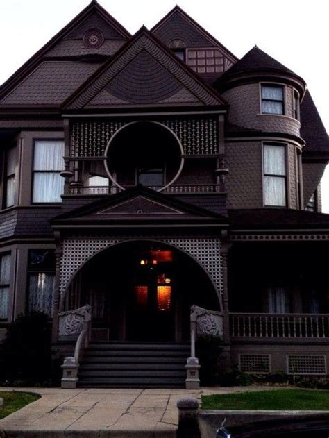 Pin By Jessica Richards On House Gothic House Victorian Homes