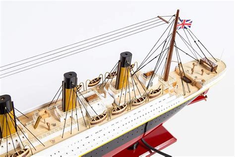 Buy Seacraft Gallery Titanic Model Ship With Led Lights D Rms Titanic Boat Model Decor