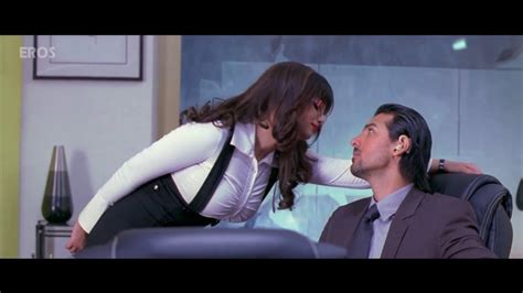 Ayesha Takia Seduces Boss Hot Bollywood Scenes Youtube