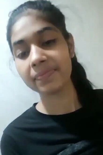 Beautiful Teen Srilankan Girl Feeling Shy Showing Her Pussy To Her