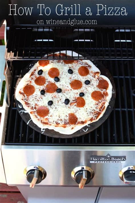 83 homemade pizza recipes that are begging to be made. How To Make Pizza on the Grill + Hamiltion Beach Grill ...