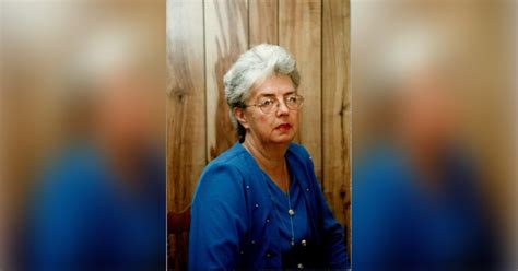 Kalvin phillips se escapa de la marca de tres croatas que lo miran. Obituary for Marian Ophelia (Phillips) Jenkins | Sisk ...