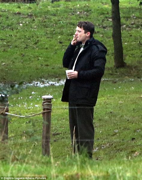 Elijah Wood has cigarette break on set of Dylan Thomas ...