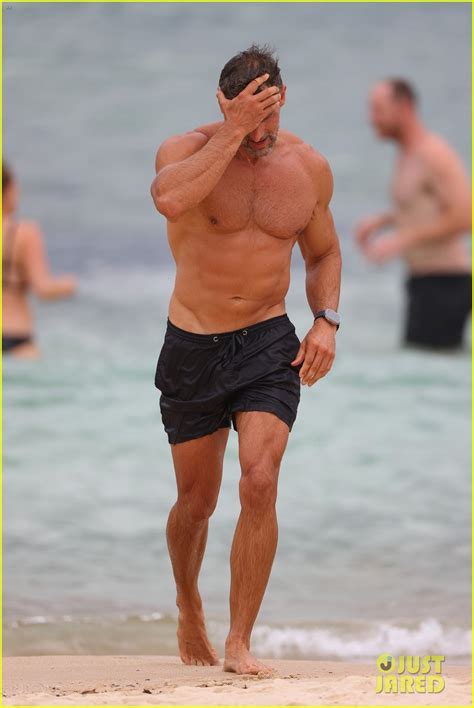 Photo Tim Robards Shirtless Beach Photos 53 Photo 4887027 Just Jared Entertainment News