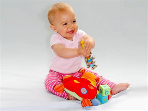 How Your Baby Learns To Explore Photos Babycentre Uk