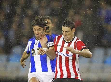 Con bilbao y bizkaia recuperándose también después de haberse pasado días echando cuentas de cuándo sería el recibimiento de los campeones, el athletic tendrá una fugaz aparición en laliga antes de su. Real Sociedad 1-Athletic Bilbao 1. Jornada 15 Liga Española