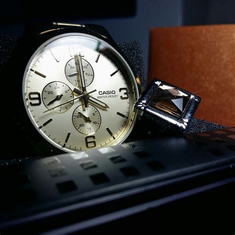 Free Images : clock, Analog watch, watch accessory, fashion accessory, still life photography ...