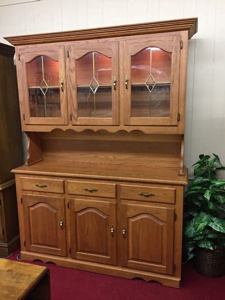 Best Price Amish Made Oak China Cabinet For Sale