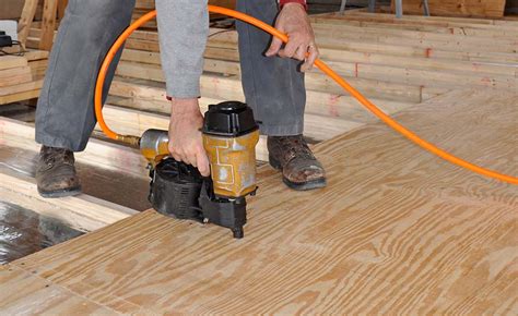11 Tips For Using Self Leveling Compound On Wood Subfloors 2023