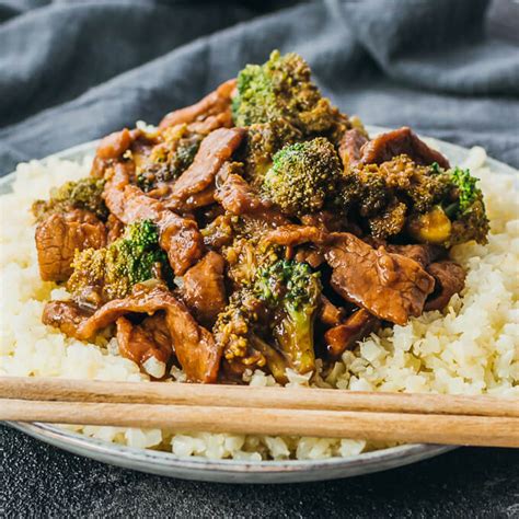 To keep my keto beef and broccoli lower in carbohydrates, i use cauliflower rice instead of regular rice. Low Carb Beef And Broccoli Stir Fry (Keto) - Savory Tooth
