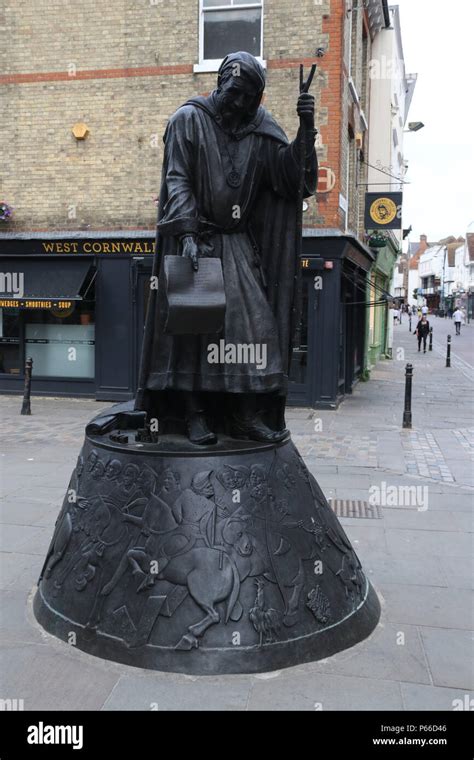 Geoffrey Chaucer Statue On The Corner Of Best Lane And High Street