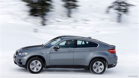 Color is white nonmetallic, interior upholstery combination alcantara/nappa schwartz. 2013 BMW X6 xDrive30d on Snow - Side | HD Wallpaper #19 | 1920x1080