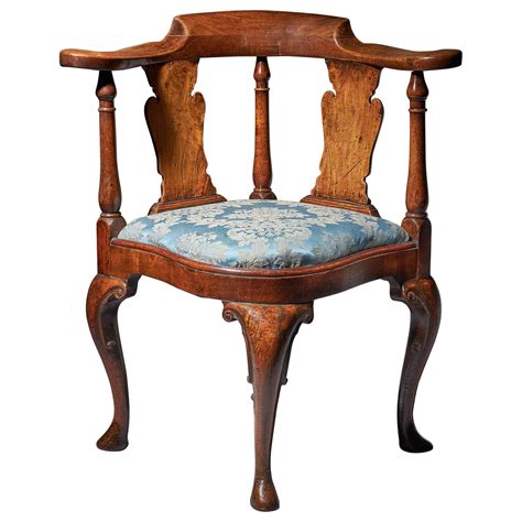 Queen Anne Period Walnut Corner Chair Circa 1702 1714