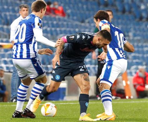 Sigue la previa del encuentro napoli vs real sociedad, conoce las alineaciones y novedades. Politano rilancia il Napoli in Europa, Real Sociedad ko ...