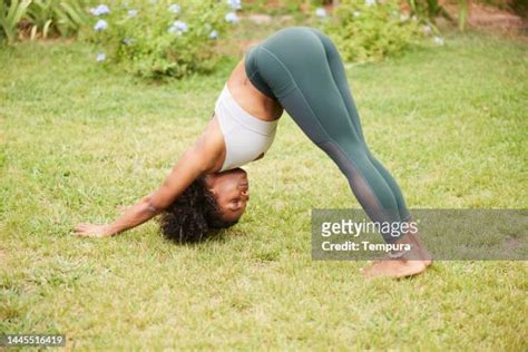 Yoga Pants Bent Over Photos And Premium High Res Pictures Getty Images