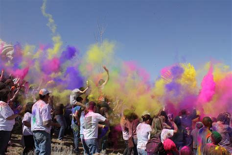Holi Festival Of Colors Utah 2010 In The Air Caught Rig Flickr