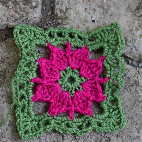 Grietjekarwietje Haakpatroon Granny Bloem Crochet Motif Crochet My