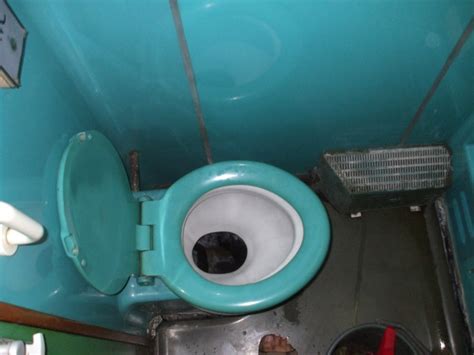 Train Toilets — Toilets Of The World