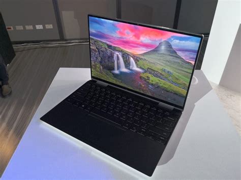 Hands On Dell Xps 13 2 In 1 Get The Product Reviews