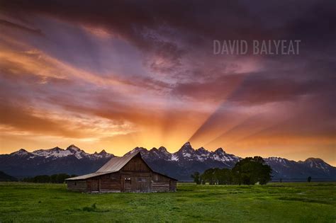 Moulton Barn Heavenly Light David Balyeat Photography