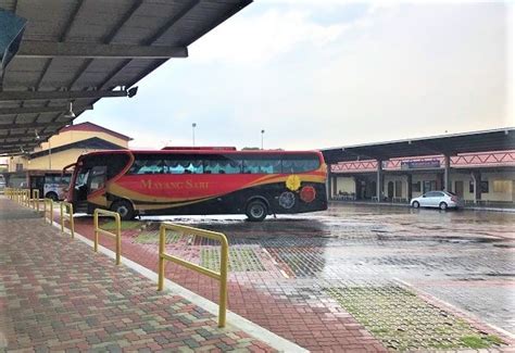 The sungai kolok bus terminal is about 3 km from the town centre. Kota Tinggi Bus Terminal | Online Bus Ticket ...
