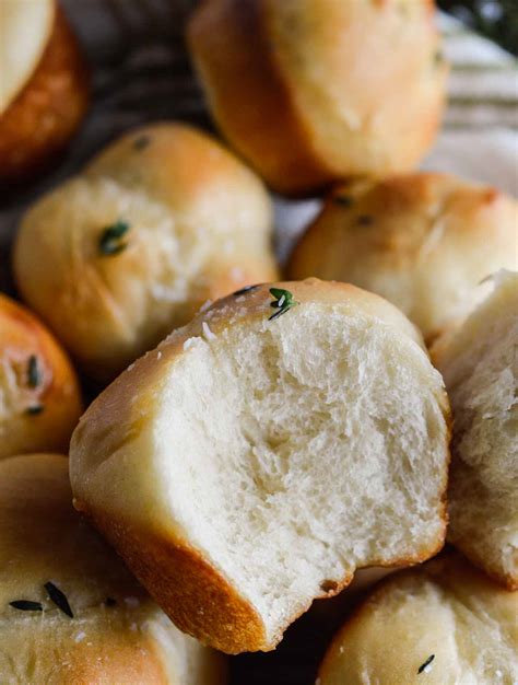 easy yeast rolls wonkywonderful