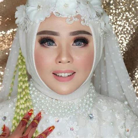 Berbagai macam model make up pengantin muslim. Rias Pengantin Hijab Syari Modern - Hijab Muslimah