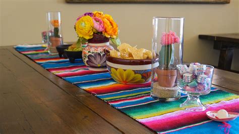 Mexican Fiesta Table Setting Fiesta Table Mexican Fiesta Party