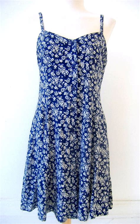 new retro uk — blue floral 90s dress
