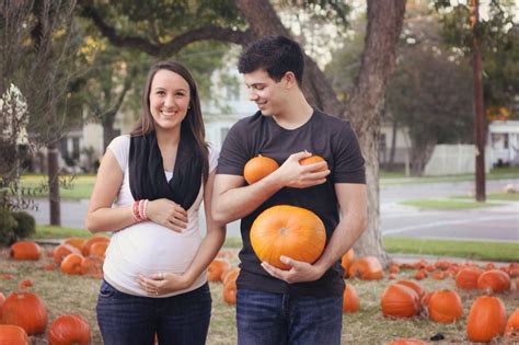 Fall Maternity Pictures At The Pumpkin Patch Back In October 23 Weeks