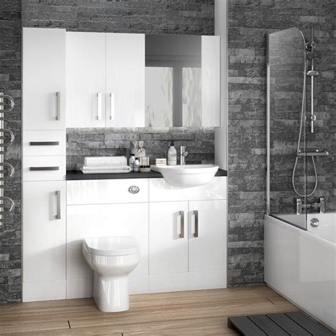 Rain showers are slowly becoming the norm of modern bathrooms. 12 White Modern Bathroom Ideas, Most Fashionable and also ...