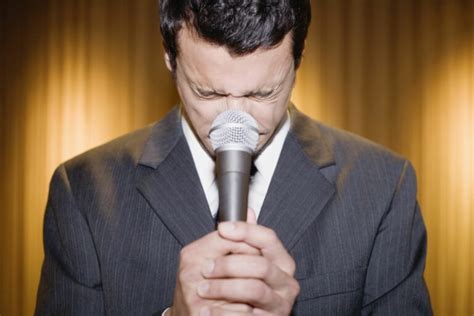 fear of public speaking signs treatment and how to overcome