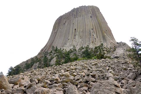 Devils Tower See Photos Of Wyomings Unique Rock Formation Live Science