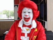 Clown Mcdonalds GIF Clown Mcdonalds Laughing Hysterically Discover And Share GIFs