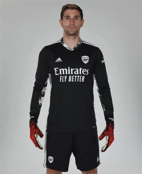 Buy Arsenal Goalkeeper Kit In Stock