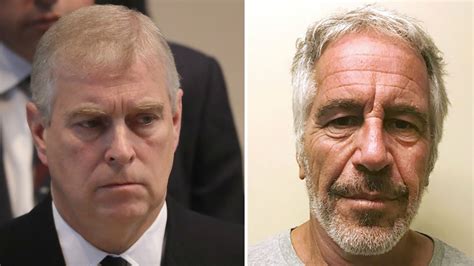 The suit, filed in manhattan federal court on monday, accuses the prince of sexually abusing giuffre multiple times while she was. Verhalf Prinz Andrew Jeffrey Epstein zu milderer ...