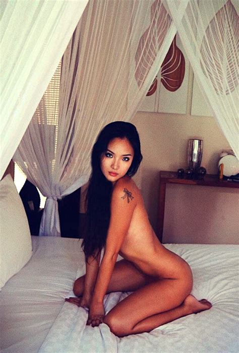 Chailee Son Nude In Bed Powermax10