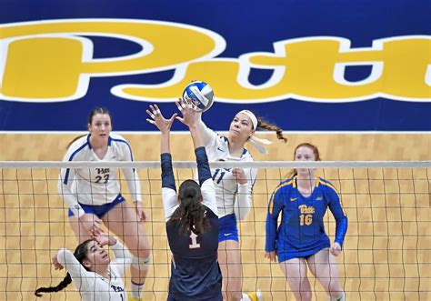 Ncaa Tournament Pitt Womens Volleyball Sweeps Howard Advances To Ncaa Second Round