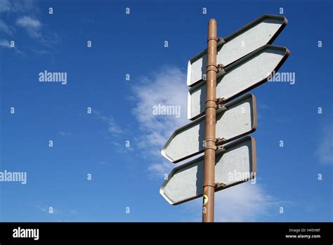 Blue Traffic Signs Hi Res Stock Photography And Images Alamy