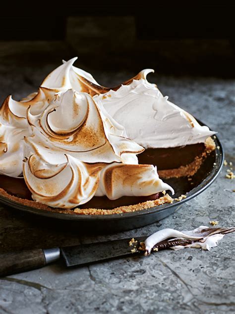 Stir in butter and vanilla. Chocolate Smore Meringue Pie | Donna Hay