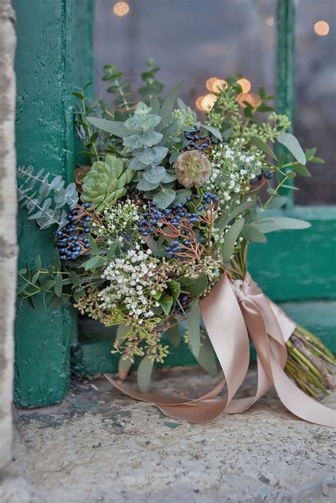30 Stunning Winter Wedding Bouquets See More Weddingforward