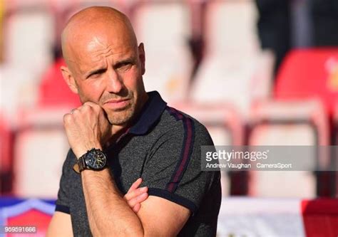Exeter City Paul Tisdale Photos And Premium High Res Pictures Getty Images